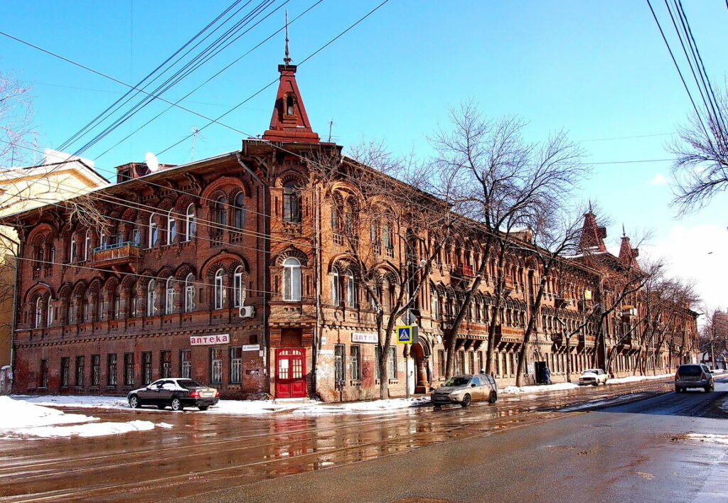 фото: DailyMoscow:  Александр Хинштейн: «Дом Челышева —  знаковое для Самары здание, а потому восстановить его – это не только задача жителей, но и государства»